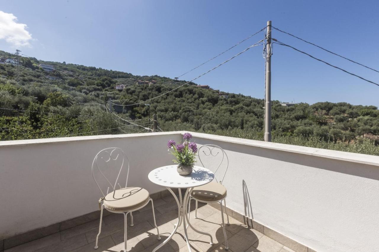 הוילה סורנטו La Terrazza Sul Golfo מראה חיצוני תמונה