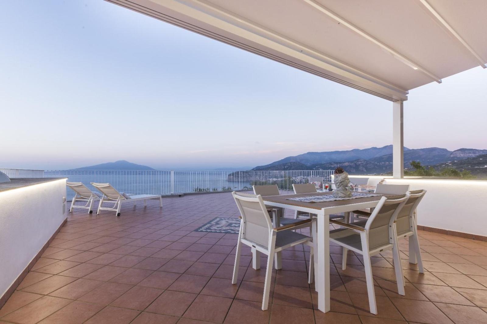 הוילה סורנטו La Terrazza Sul Golfo מראה חיצוני תמונה